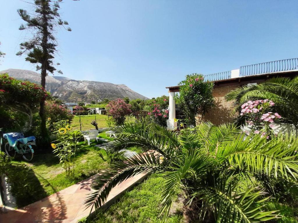 Вилла Garden & Sea Вулкано Экстерьер фото